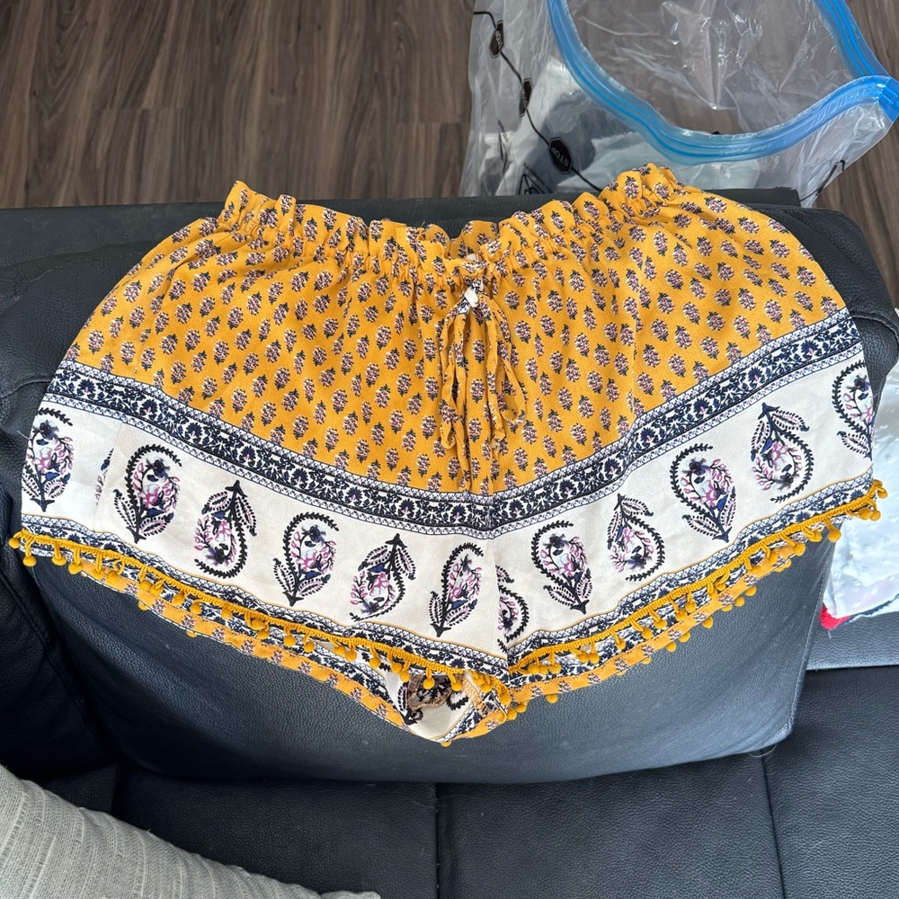 Printed Yellow Women's Shorts